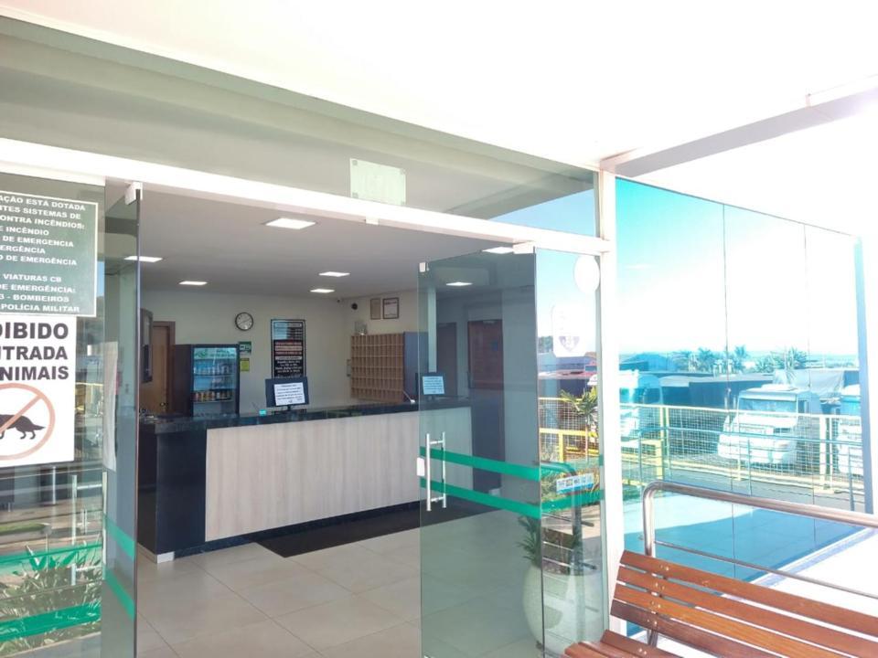 Hotel Rota Do Sol Patrocinio Exterior photo